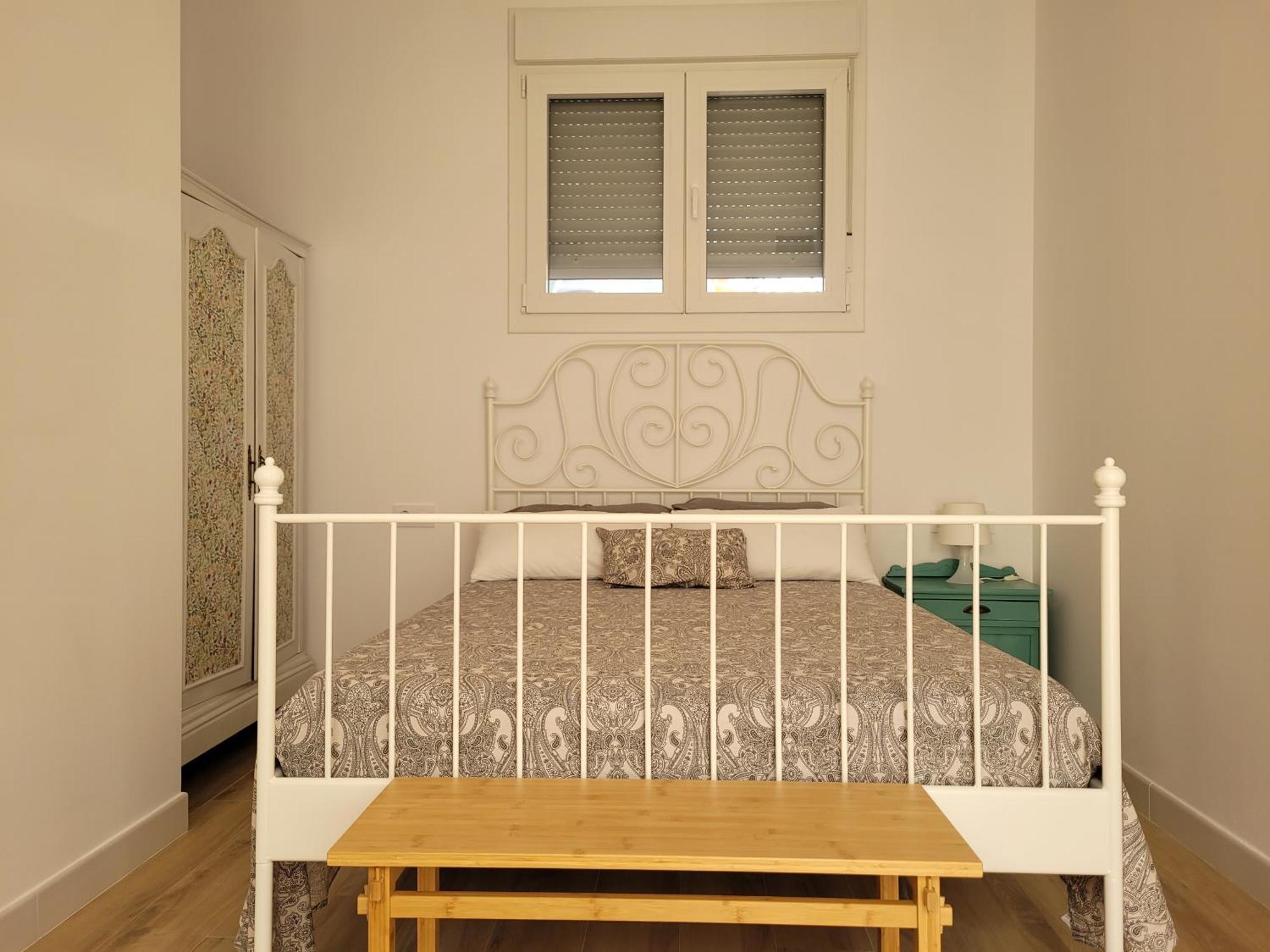 Apartamento Con Wifi, Patio Y Garaje Privado Алькала-де-Гуадаїра Екстер'єр фото